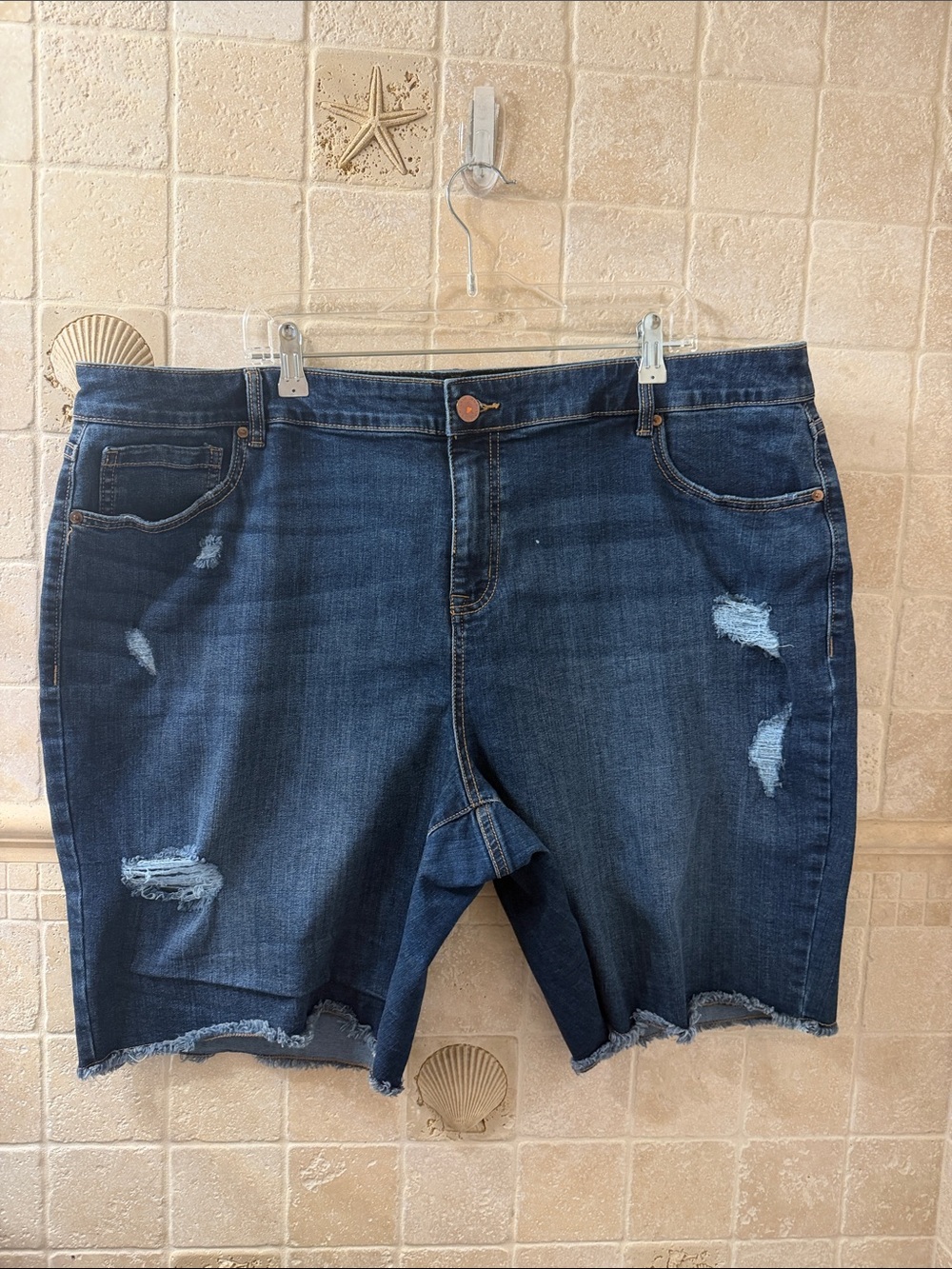 Lane Bryant Dark Wash Distressed Denim Bermuda Shorts 22’’-25.5’’